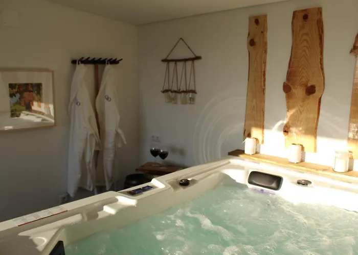 Nyaraló Quintinha Do Oliveira *